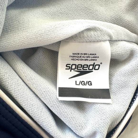 Speedo Women's One Piece Swimsuit, Keyhole Racerback, Moderate Cut Contrast Trim - Picture 8 of 8